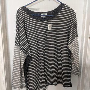 Women's shirt with blue/white stripes, size XL